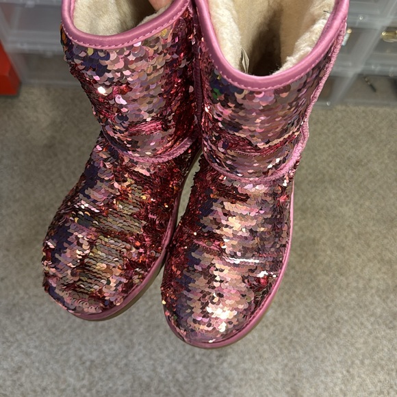 Sparkle Ugg boots - Picture 2 of 5